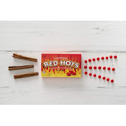 Konfektes Red Hots ar kanēli 156g